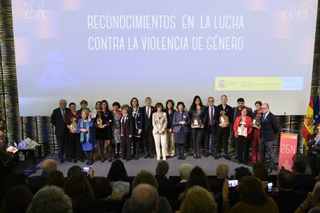 25/11/2019. Calvo preside la entrega de reconocimientos con motivo del Día Internacional de la Eliominación de la Violencia contra la Mujer....