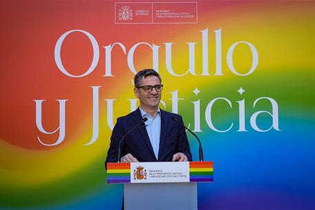 El ministro de la Presidencia, Justicia y Relaciones con las Cortes, Félix Bolaños, en el acto de conmemoración del Orgullo